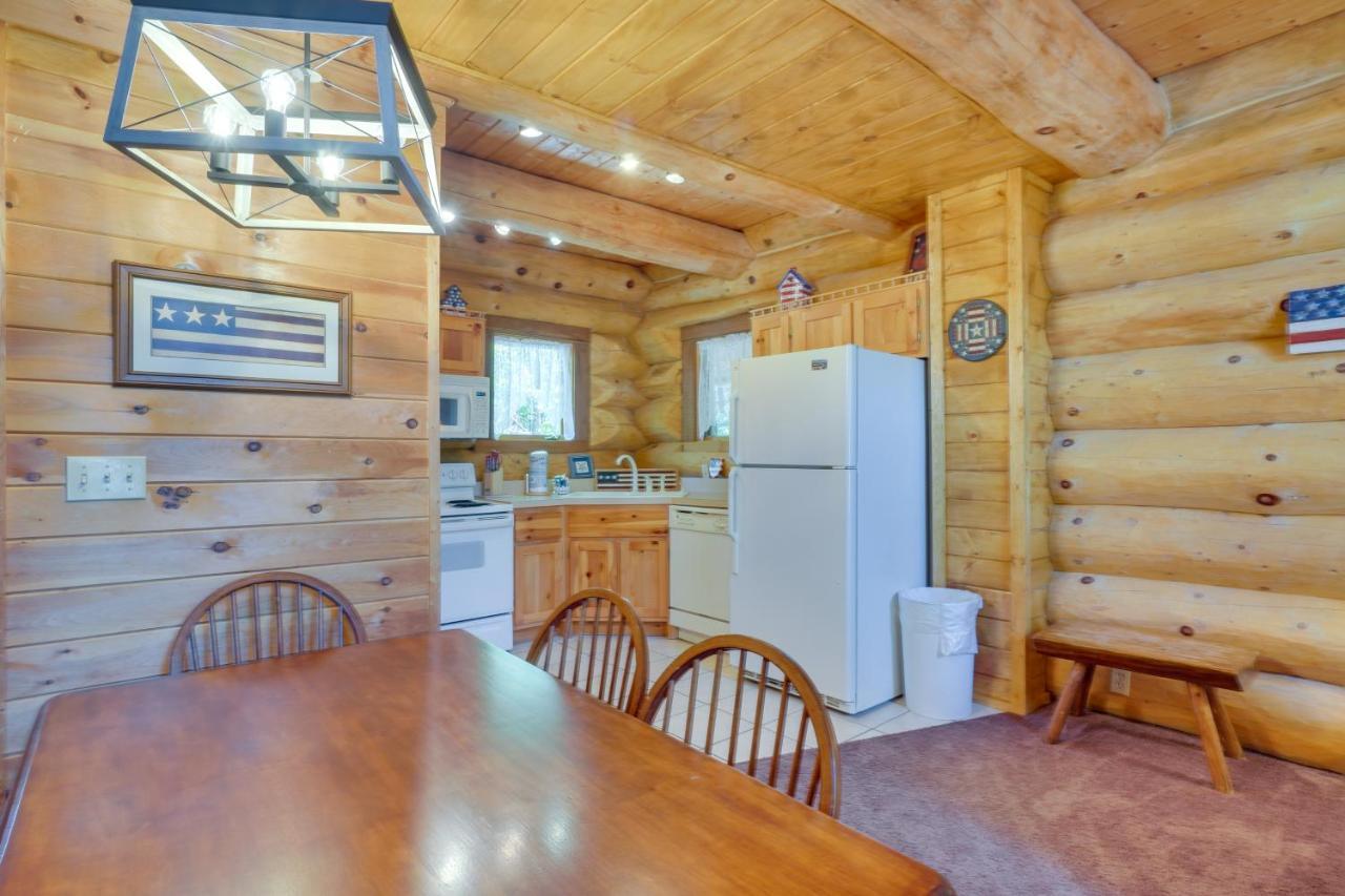 Idyllic Gatlinburg Cabin With Hot Tub And Balcony! エクステリア 写真