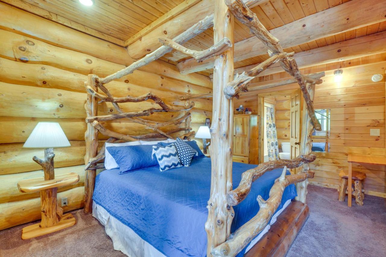 Idyllic Gatlinburg Cabin With Hot Tub And Balcony! エクステリア 写真