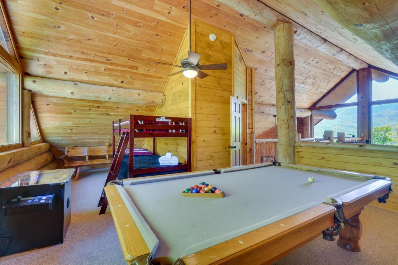 Idyllic Gatlinburg Cabin With Hot Tub And Balcony! エクステリア 写真